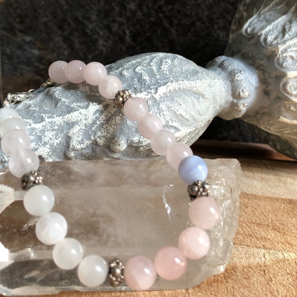 Quartz blue lace agate bracelet - Picture 1 of 9